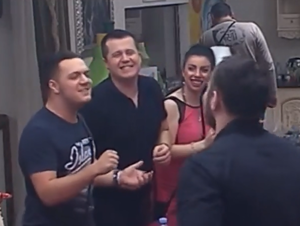 Gastoz pevao u čast Ekrema! (VIDEO)