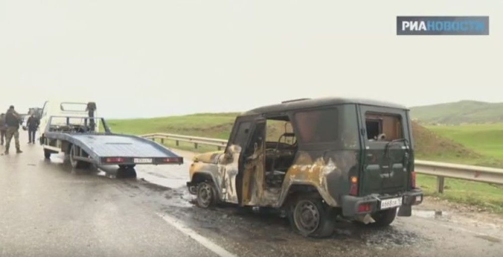 Razneli bombom policijski auto