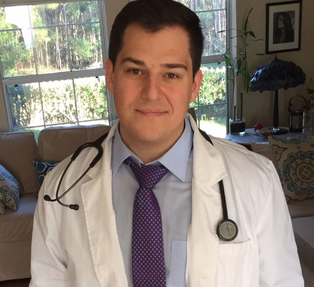 Žao mi je što sam tužio oca Miroslava!