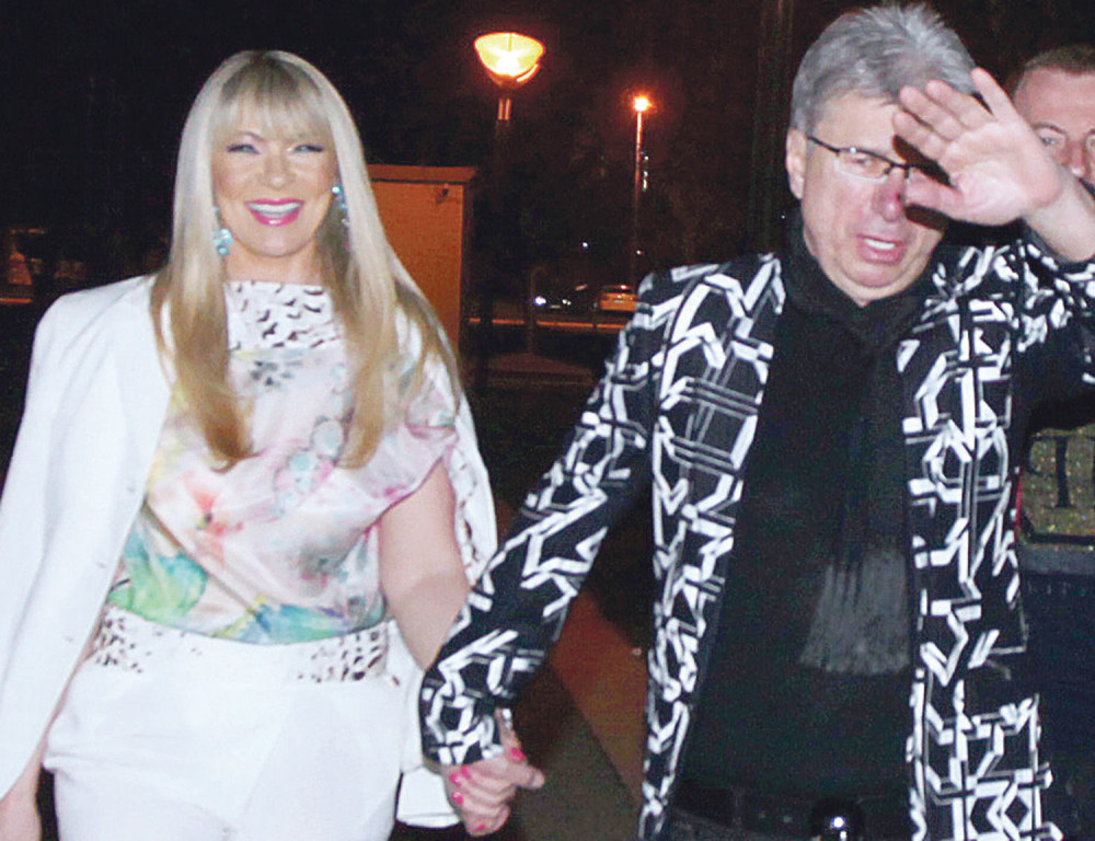 Saša krije da je išao pod nož!