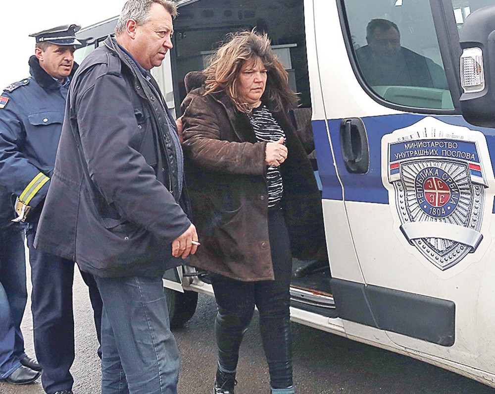 Zatvorenice me tuku i pljačkaju