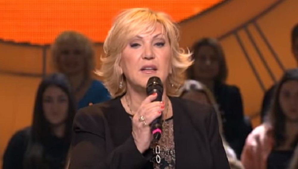 Starije žene treba da jure piletinu