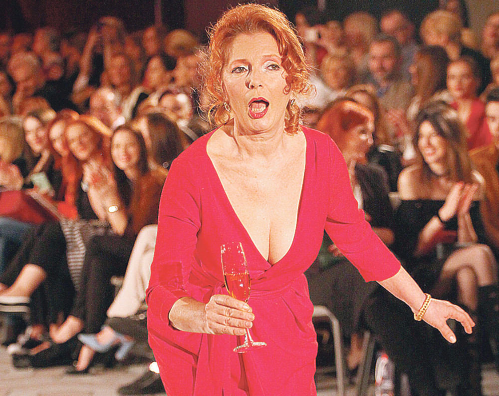 Tanja Bošković komšijama renovirala celu zgradu, iza toga se krije neverovatna priča!