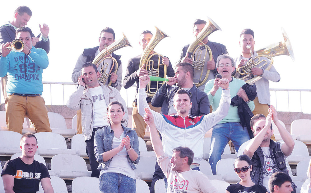 Tončev: Sada trubači, sutra vo na ražnju!