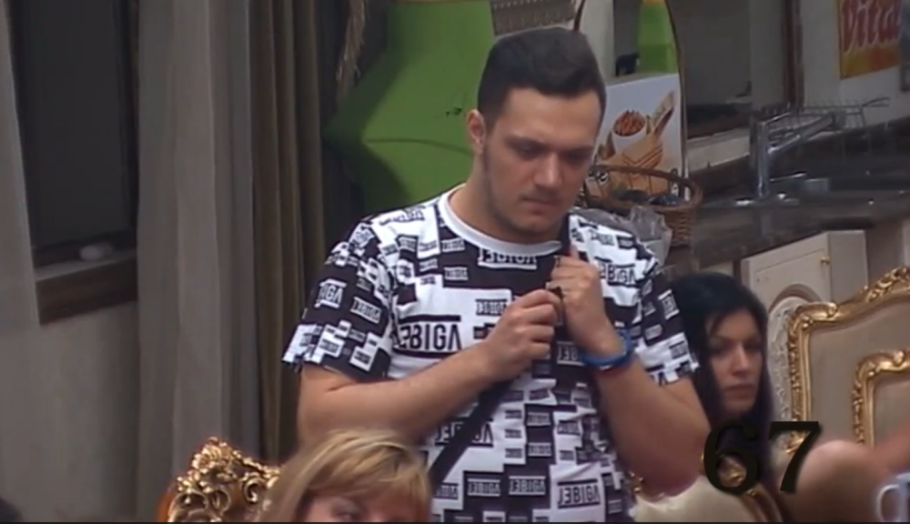 Gastoz se drao na majku u emisiji uživo! (VIDEO)