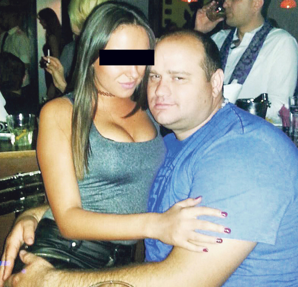 Na groblju pucao u noge bivšoj ženi