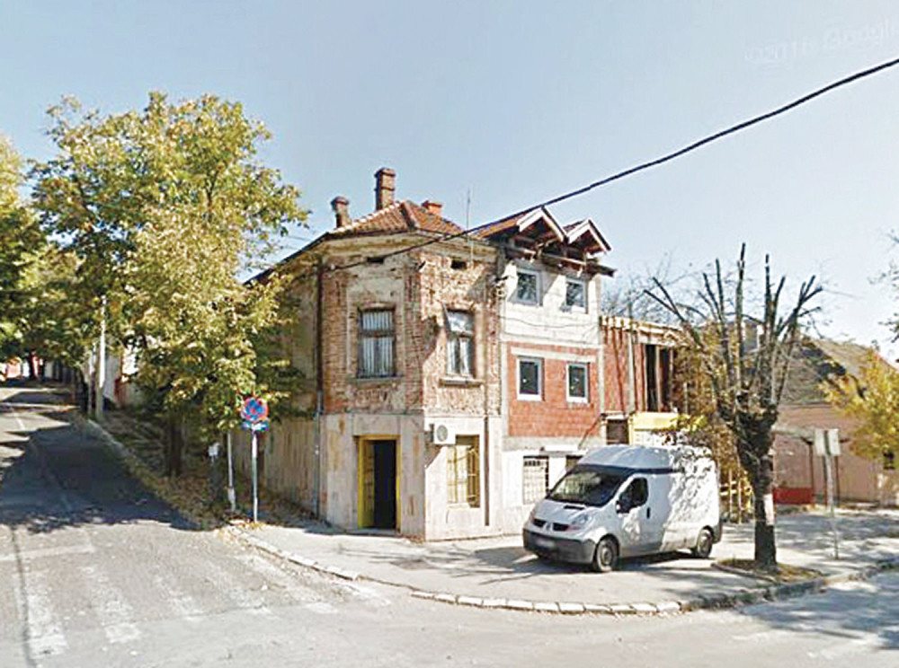 Sin satarom rascopao ocu glavu!