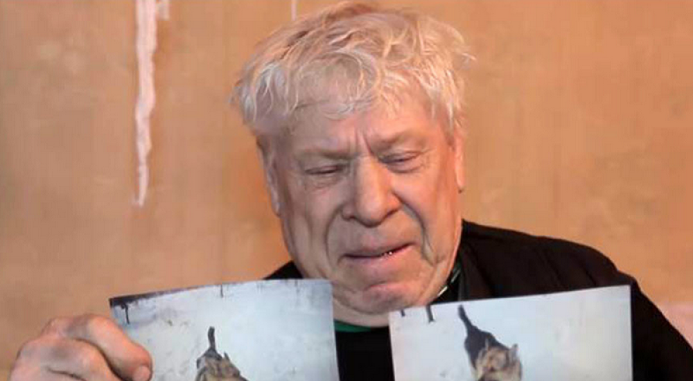 Deka umro od tuge za psom (VIDEO)