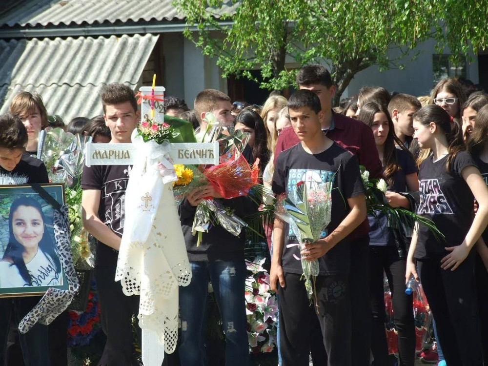 Sahranjena devojčica koja je skočila sa silosa