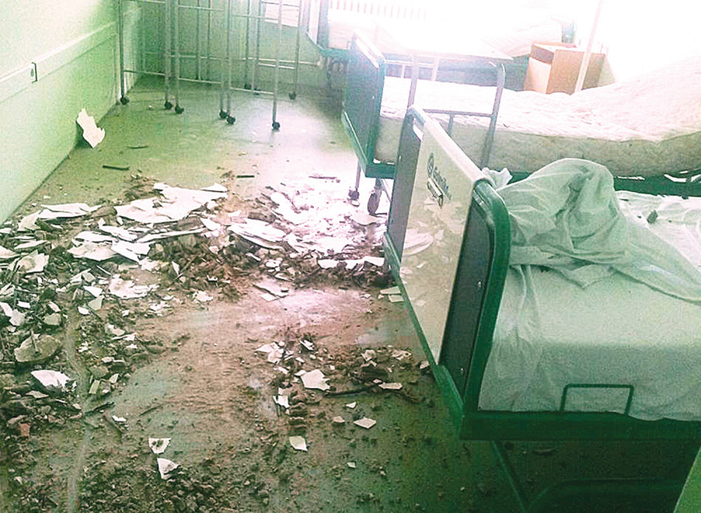 Srušio se ceo plafon kod operisanih pacijenata