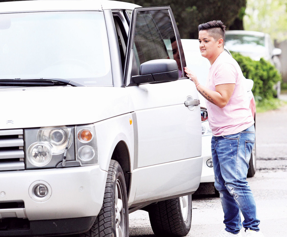 Marija sama i bunovna!