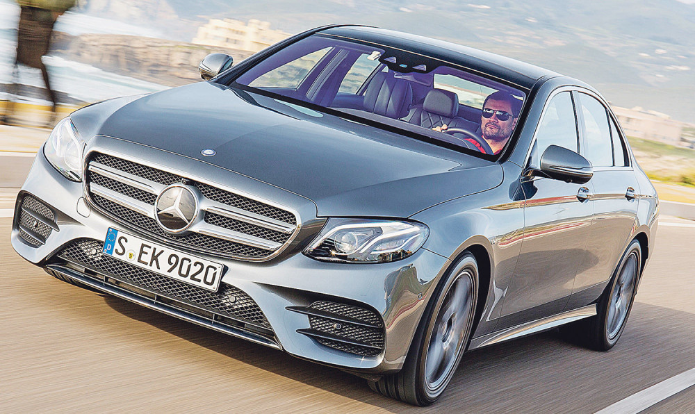 Devojčica (5) poklonila učiteljici mercedes! (FOTO)