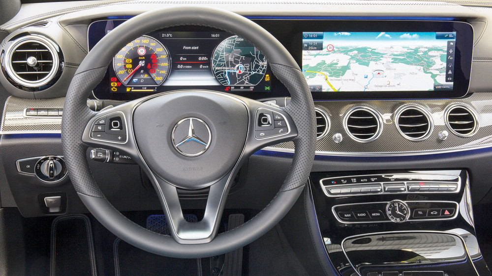 Mercedes-Benc pripremio nova izdanja modela SL i SLC (FOTO)