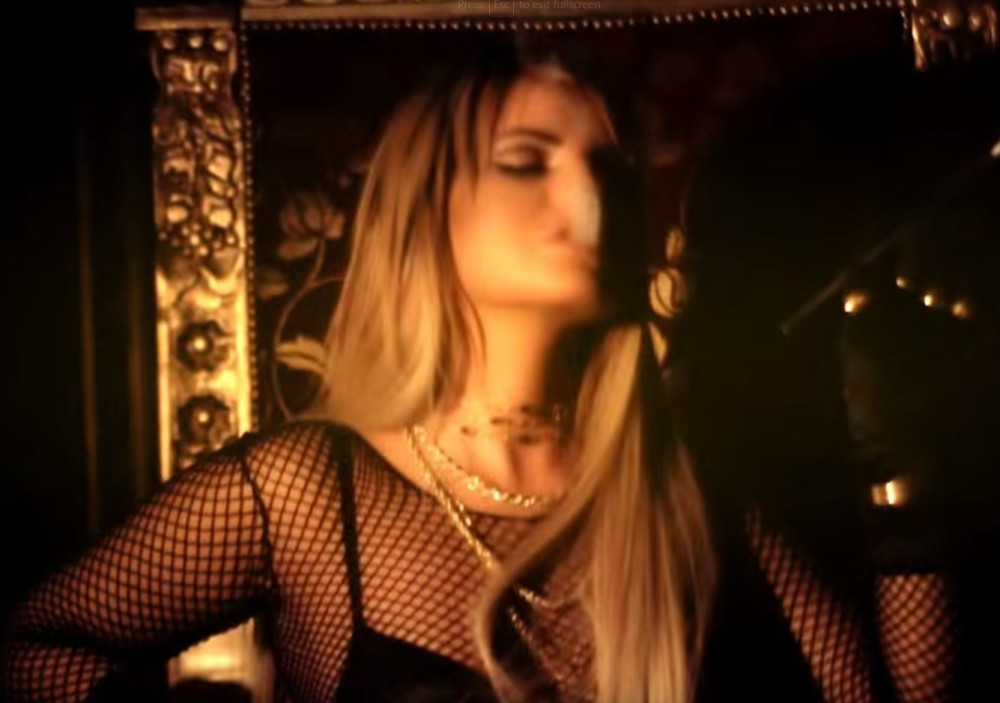 Tati se sviđa moj erotski snimak