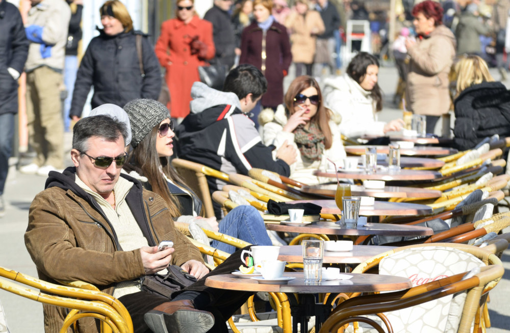 U nazivu kafića bez "kafea" i "bara"?!