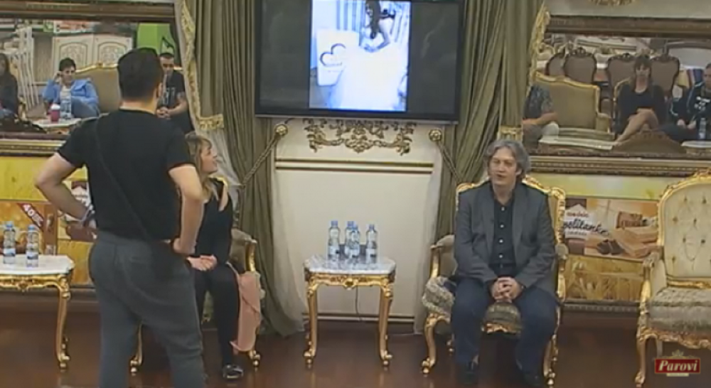 Gastozova reakcija na Zoricu u venčanici