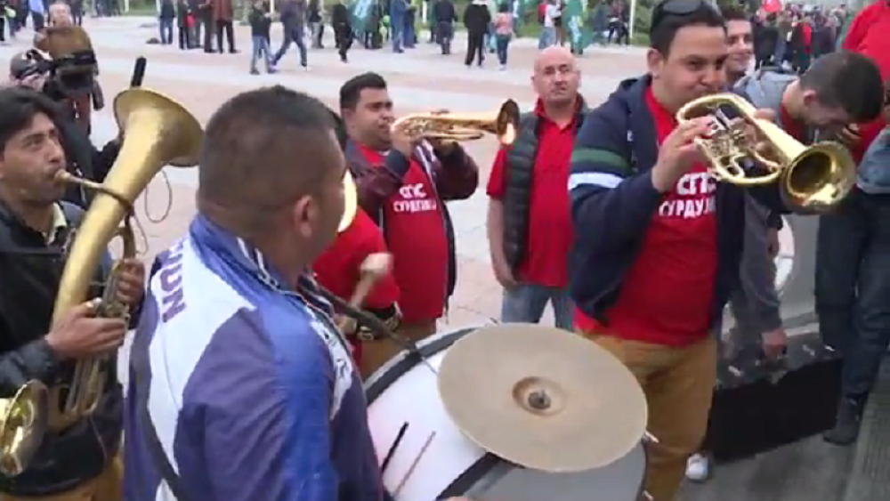 Socijalisti skandirali "Vučiću pe*eru" (VIDEO)