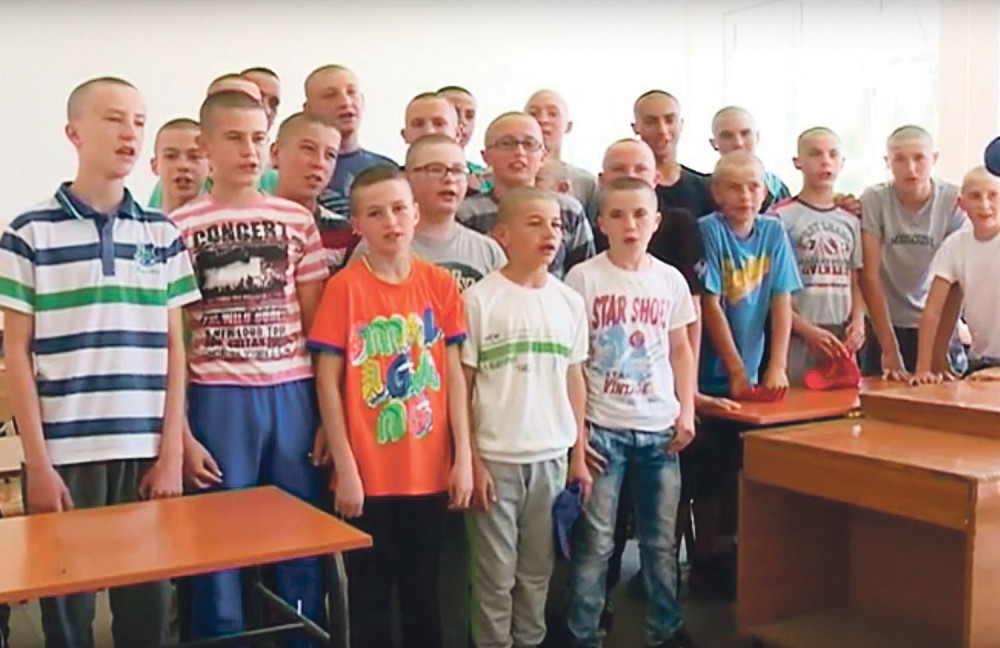 Ošišali se zbog bolesnog druga!