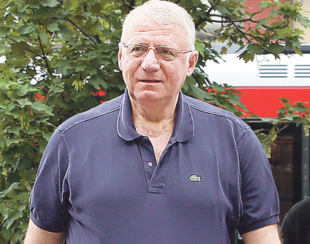 Pohapsio bih celu vladu ako bi priznala Kosovo!