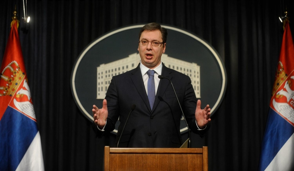 Novinarka kažnjena što je Vučića pitala za Šešelja?!