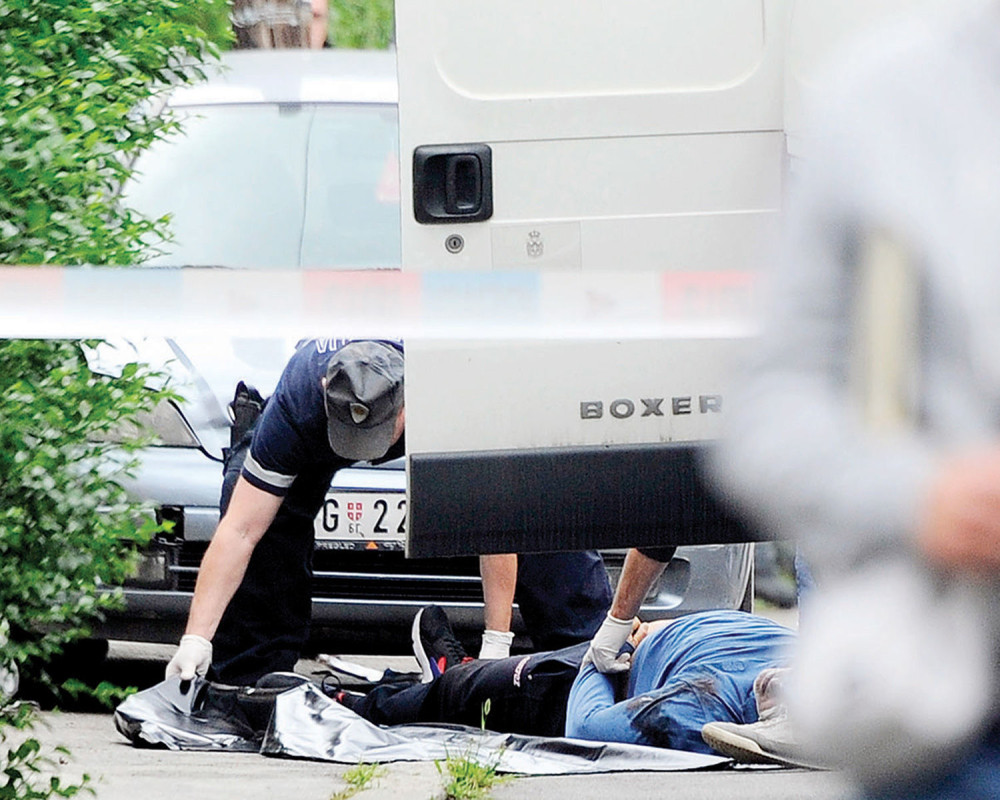 Ni traga ni glasa od suvlasnika "Pink taksija"