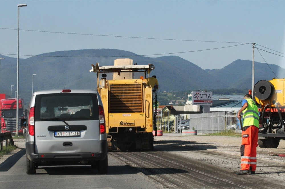 Vlada raskida ugovor s nekim putarima?