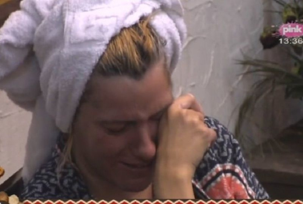 Golubovićeva dobila od Mine po faci