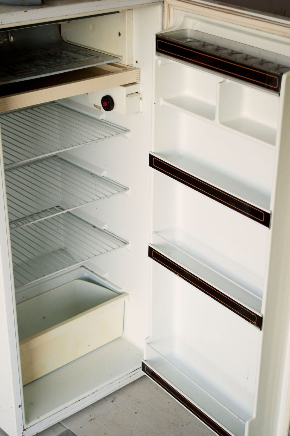 Žena je kupila polovan zamrzivač. Nakon što ga je otvorila, odmah je pozvala policiju!