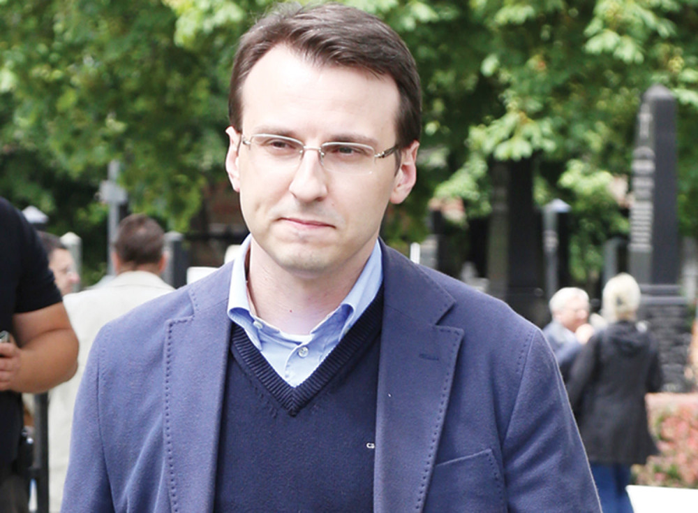 Šiptari terorisali pomoćnika Marka Đurića! Zadržan na Jarinju!