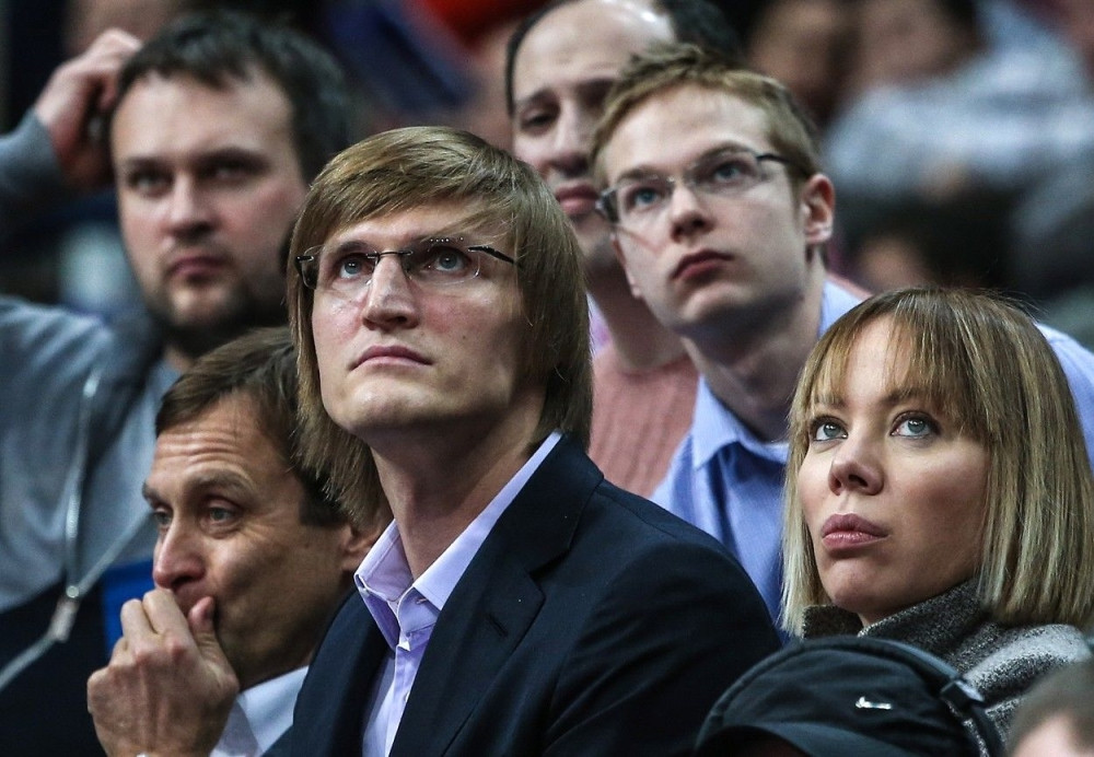 Vulgarni su, zabranite im prisustvo!