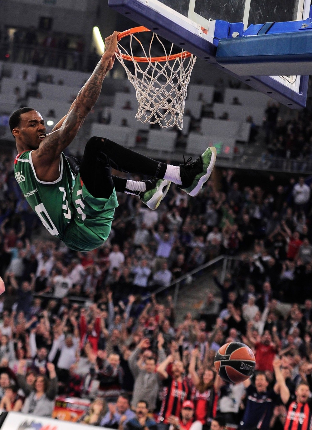 Laboral putuje u Atinu sa 2:0