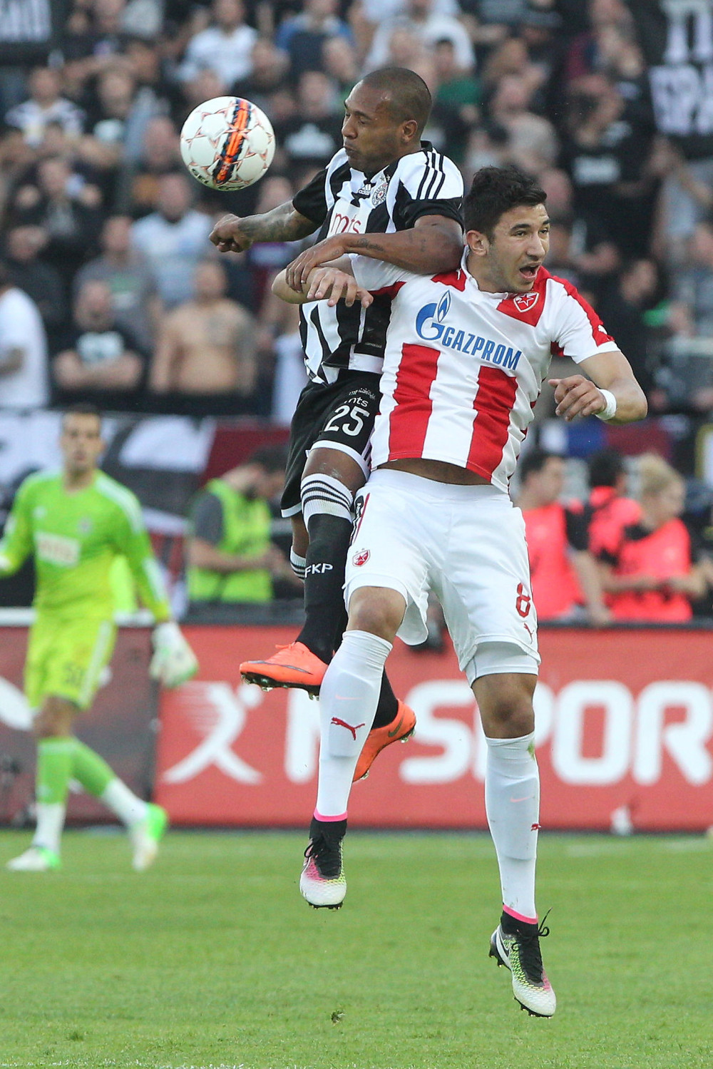 Jadan on, ne zna šta ga čeka u gradu!