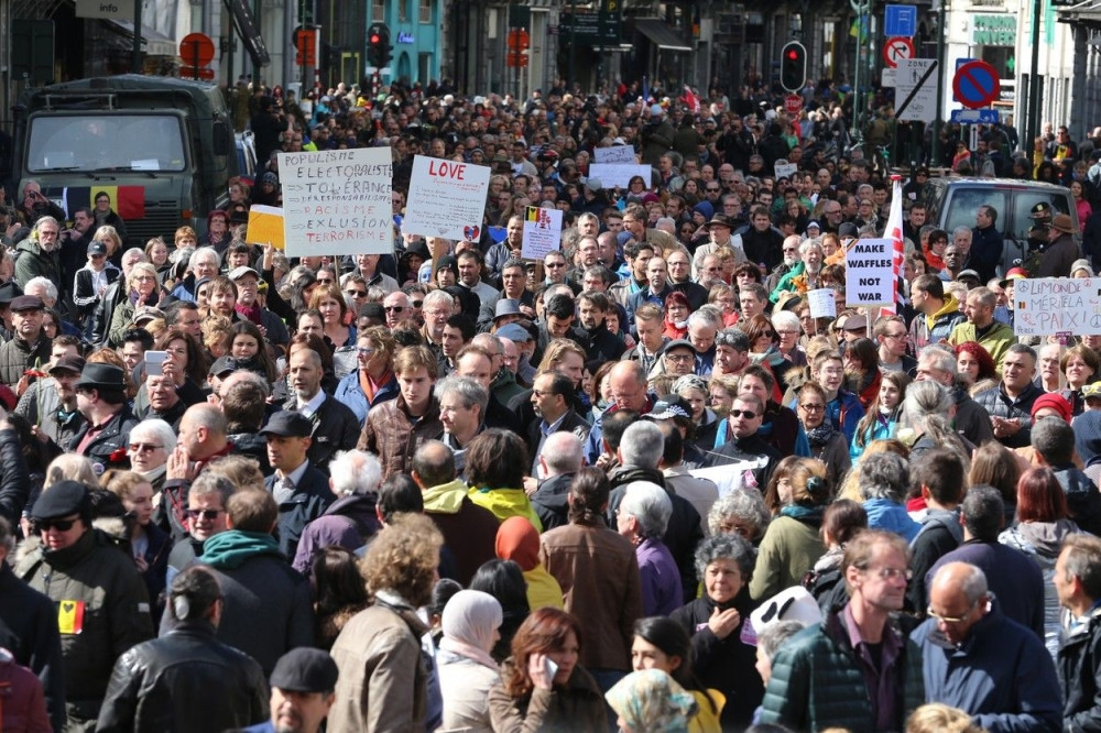 Brisel: Islamska državo, beži!