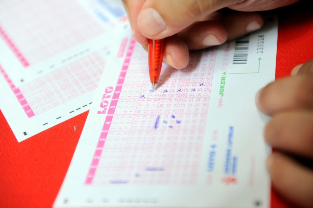 Otvori fabriku, zaposli ljude!