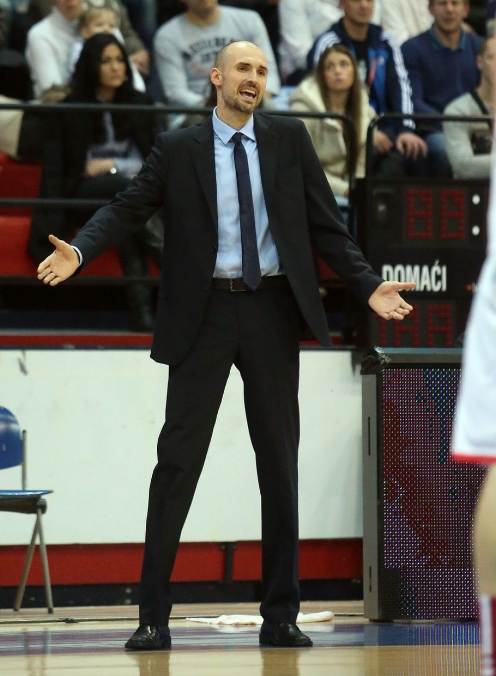 Ma, kakve "delije", CSKA dobija 3:0!