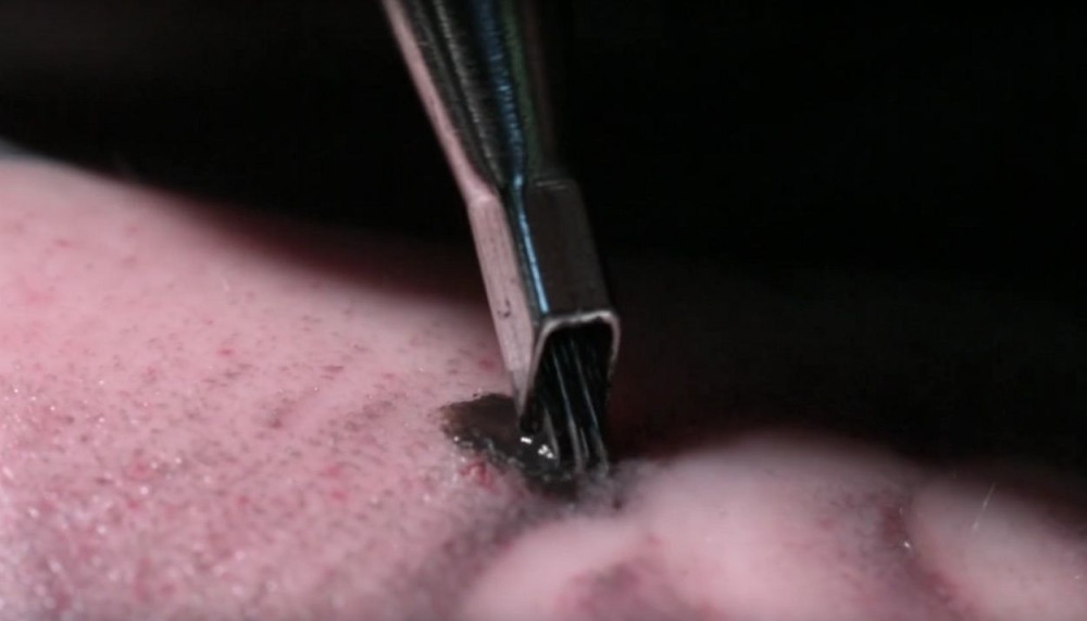 Kako su nastale tetovaže i zasto su se ljudi tad, a zašto se sad tetoviraju!