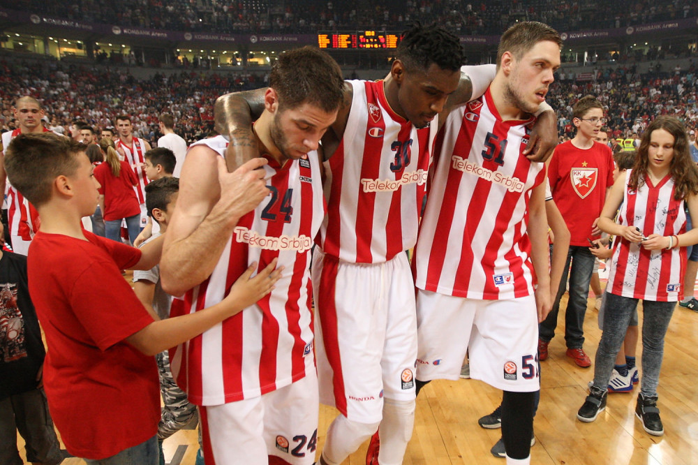 Bivši košarkaš Zvezde se potukao sa saigračem koji ga rasistički uvredio, to je pravi razlog njegovog odlaska!
