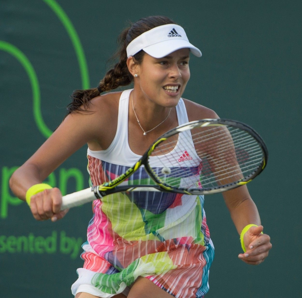 Ana "učila" Nadala i Moju da serviraju (FOTO)