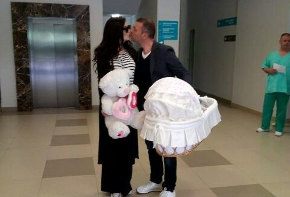 Tamara Karić odvela bebu kući (VIDEO)