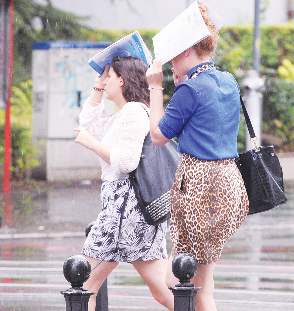 Velikim strankama kiša ide u prilog!