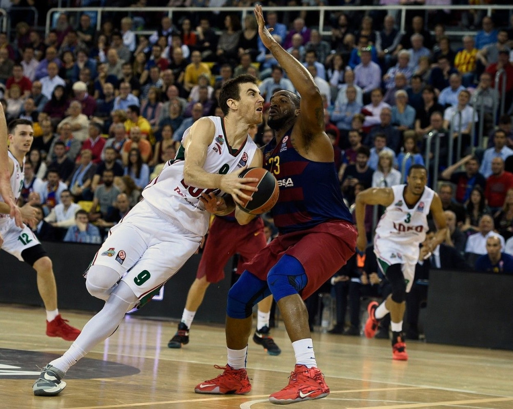 Lokomotiva napravila brejk u Barsi