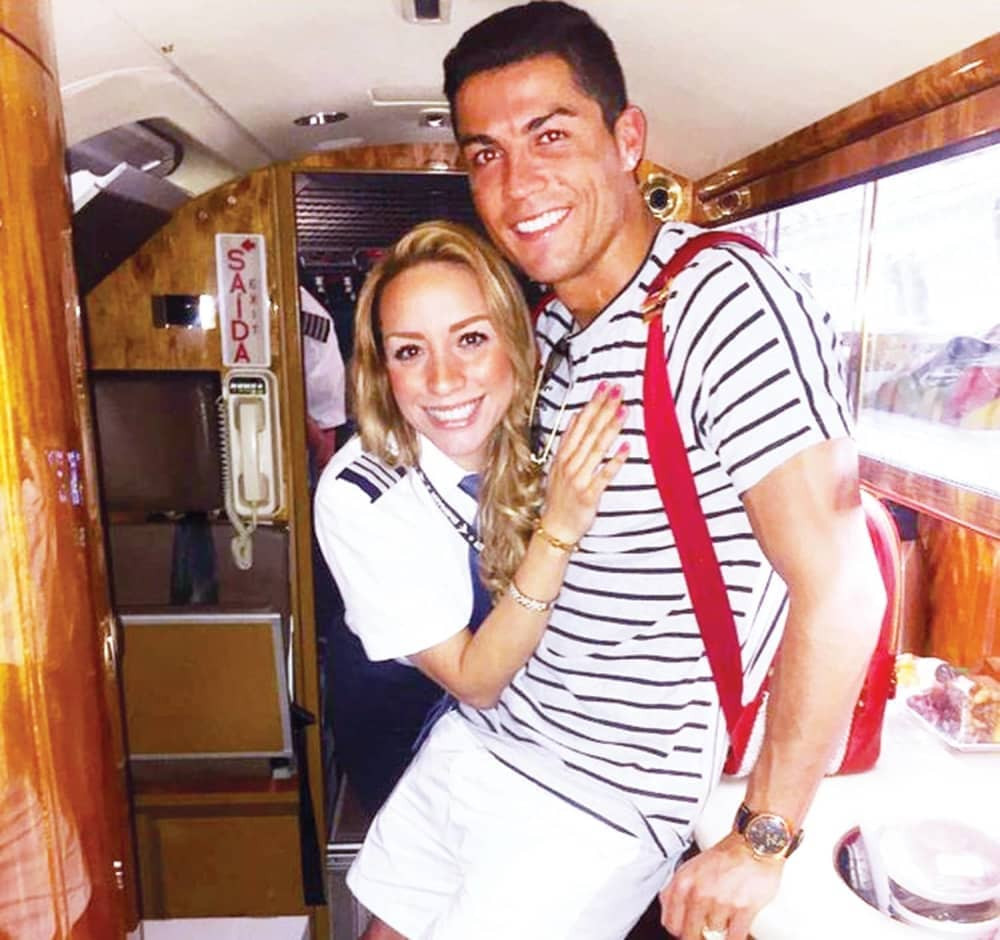 Ronaldova devojka fan Barselone!