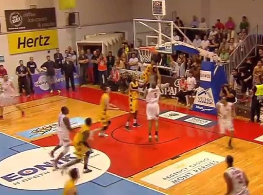 Najluđi autokoš u istoriji ove igre (VIDEO)