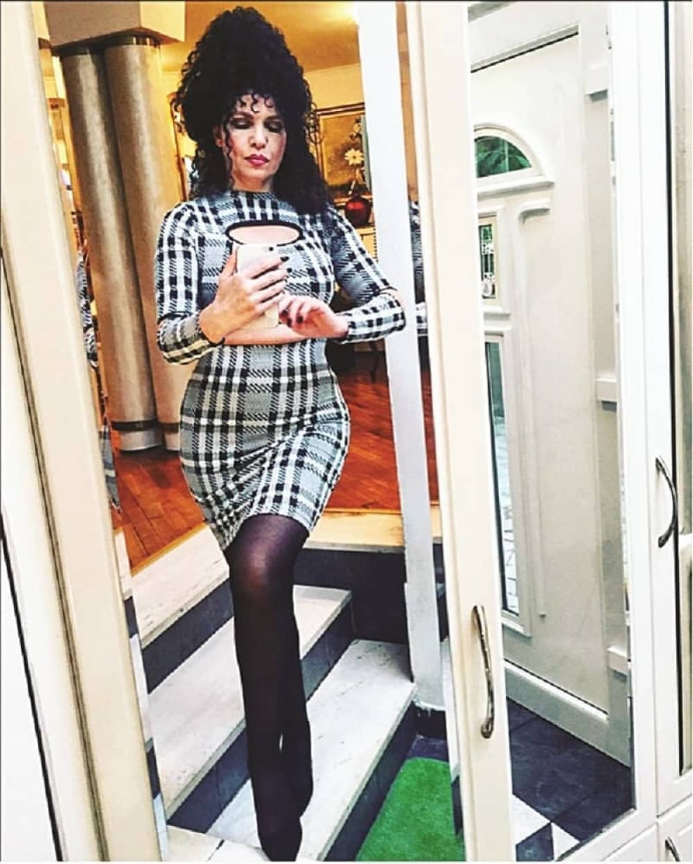 Evo kako Lidija Vukićević slavi Svetu Petku (FOTO)