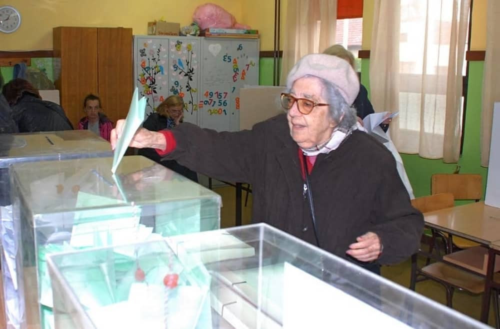 Baka upoznala ljubav svog života na izborima!