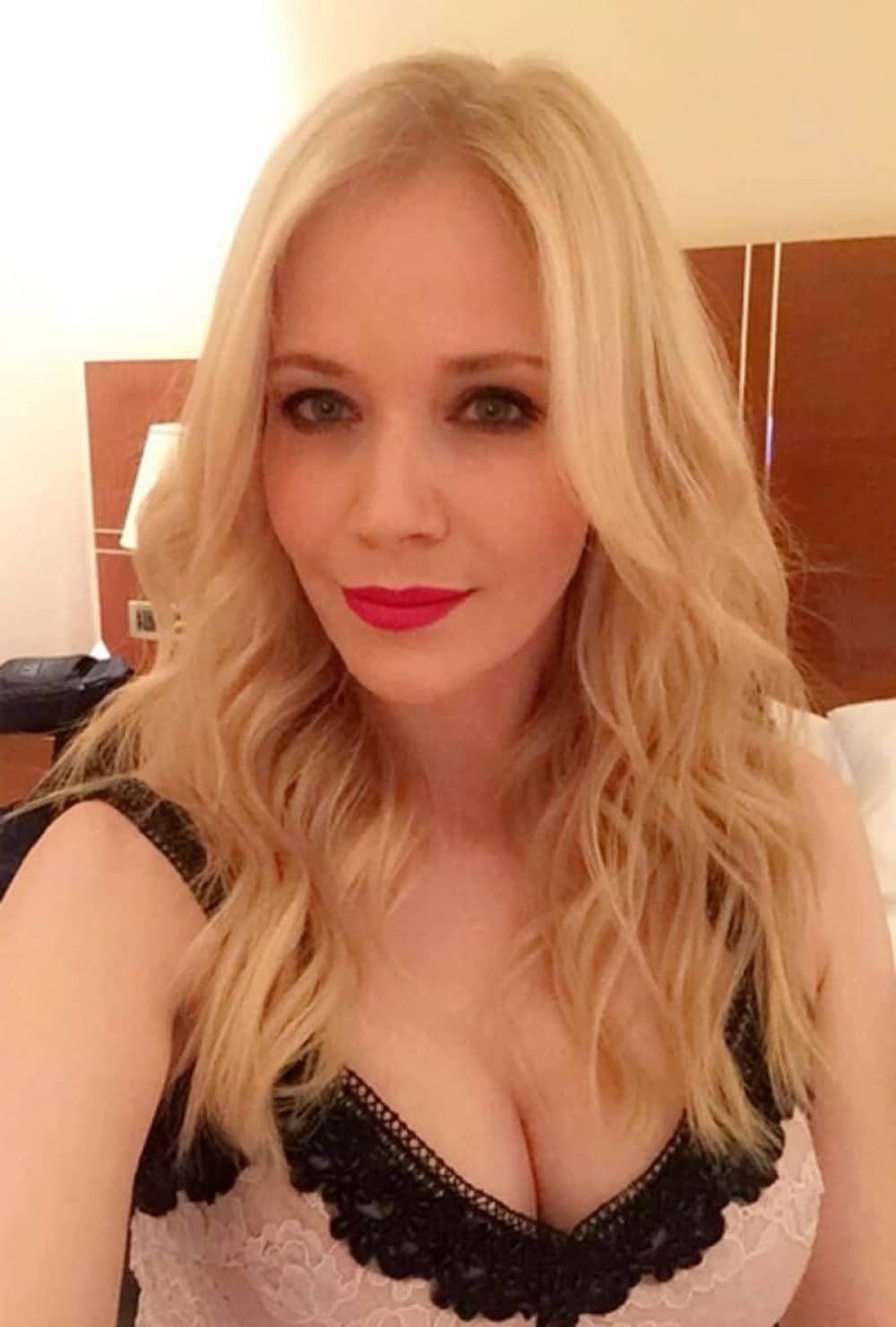 Jelena Rozga progovorila o vezi sa trenerom!