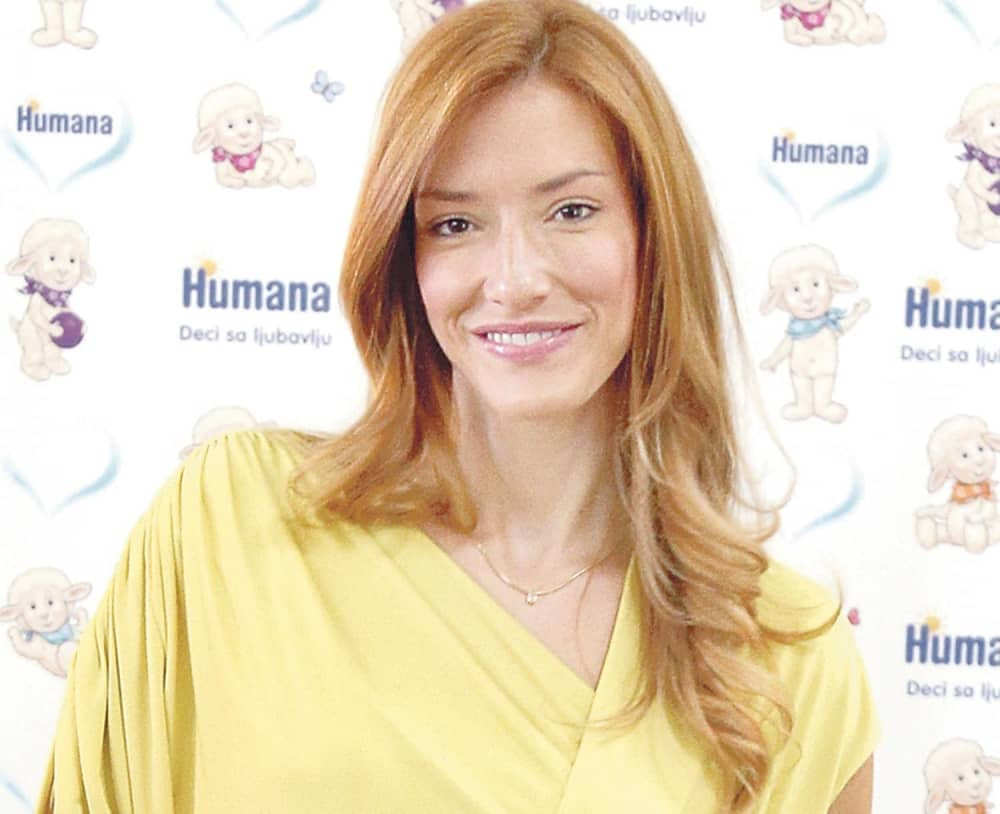 Trudna Jovana poželela gledaocima "dobro jutro" (VIDEO)