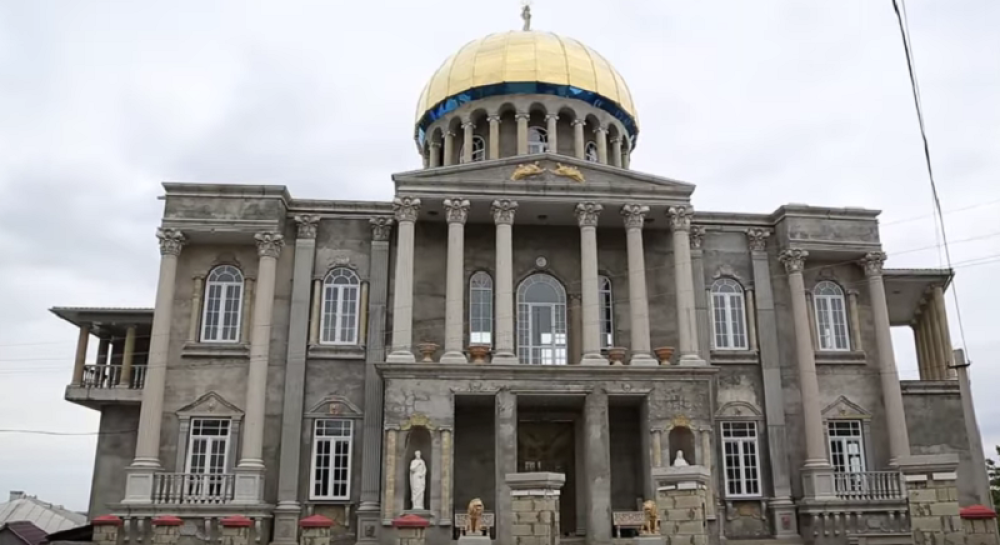 Grad u kome su Romi izgradili palate (VIDEO)