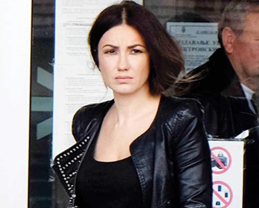 Nikola je polomio rebro Sindinoj majci!