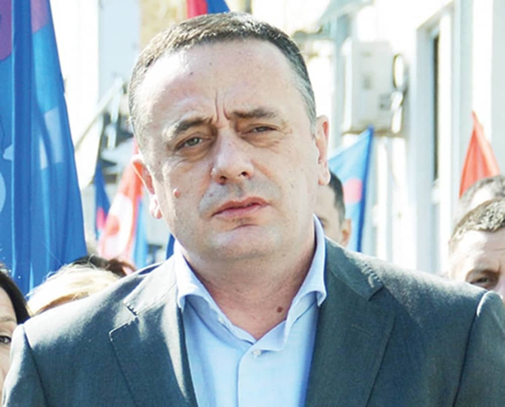 Vešala su deo politike Saveza za Srbiju